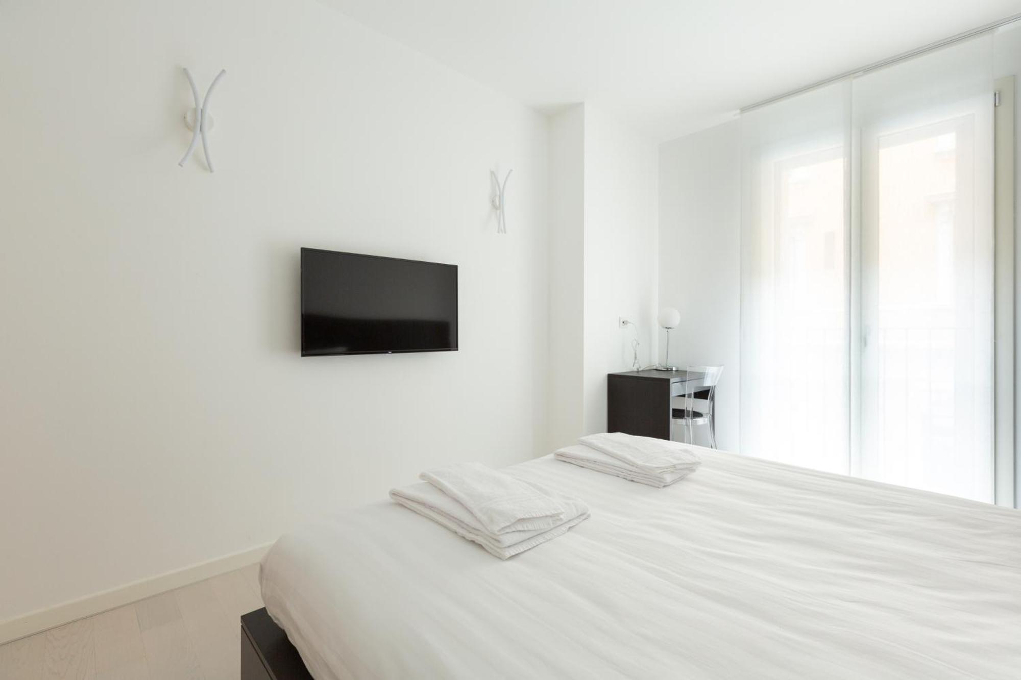 Porta Nuova Bright And Roomy Flat Milán Exterior foto